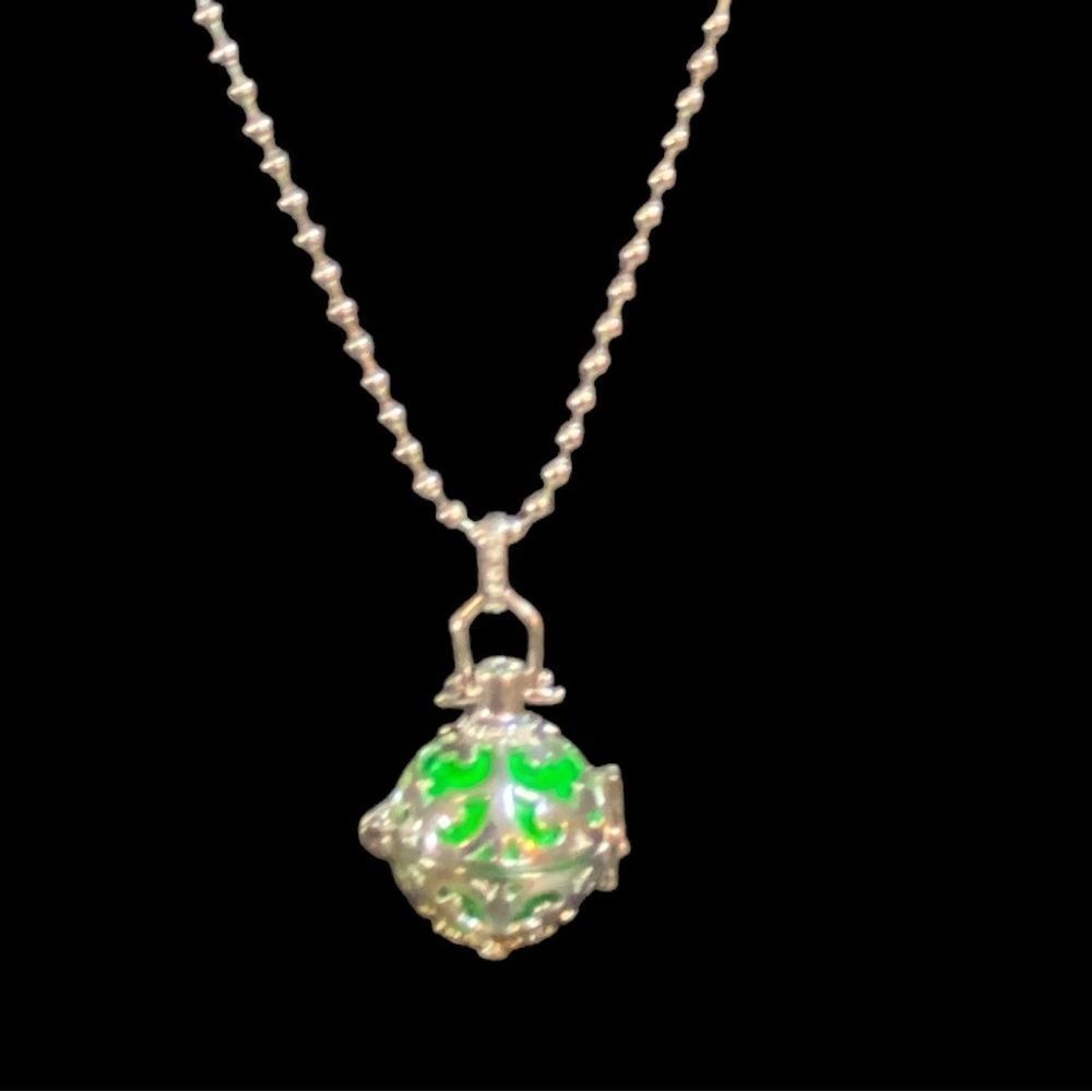 Bola Ball Harmony Ball Necklace Silver Bright Green Chime